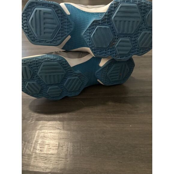 Nike‎ LeBron 13 Hologram Size 9.5
